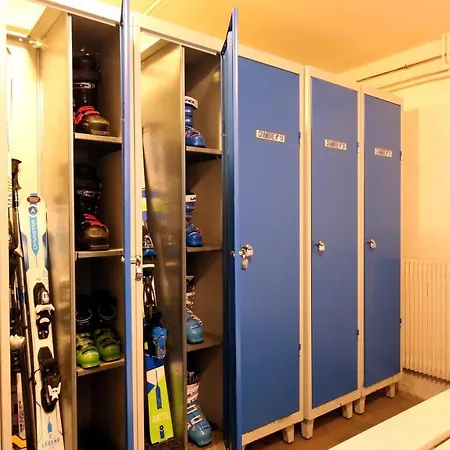 بيت شباب Hi *