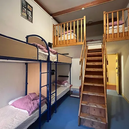 Hostel Hi *