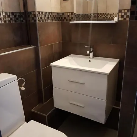 Hi بيت شباب *